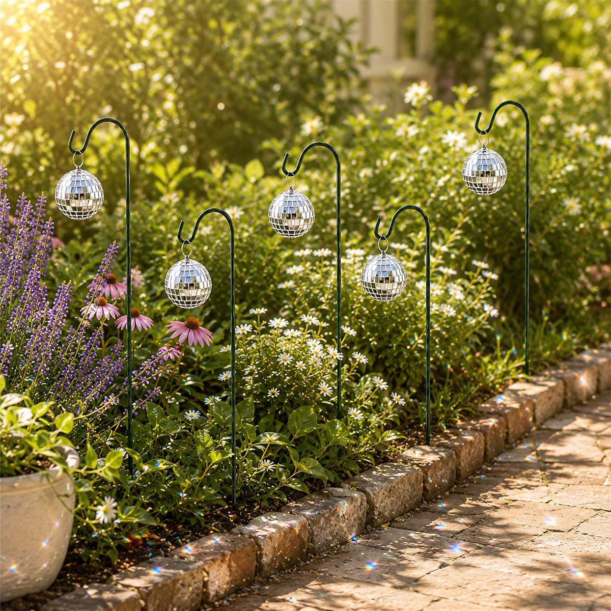45% OFF🔥🪩Sparkling Disco Garden Stakes – Reflective Dancing Light Decor For Plants, Patio & Yard🏡