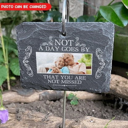 Slate hanging plaque with photo of an elderly_yythk